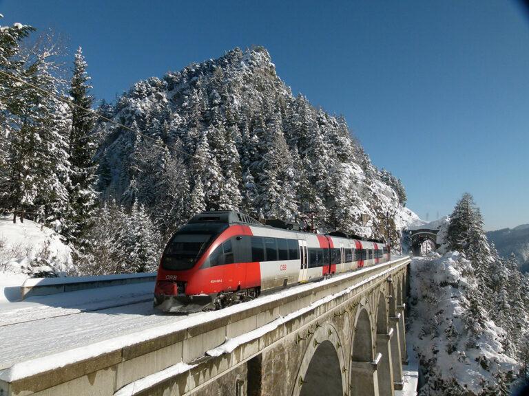 Winter Zug Krauselklause